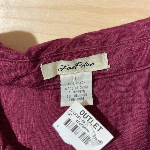 Love Potion Blouse Hi/Lo Hem Size Large (JM) - Picture 8 of 12